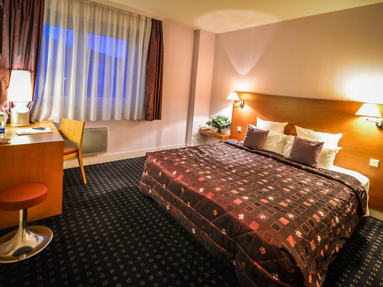 Hotel Restaurant Logis La Palette Wettolsheim Kültér fotó