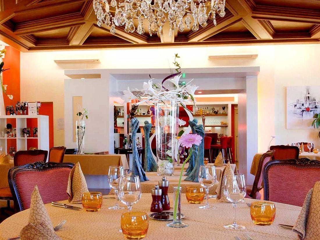 Hotel Restaurant Logis La Palette Wettolsheim Kültér fotó