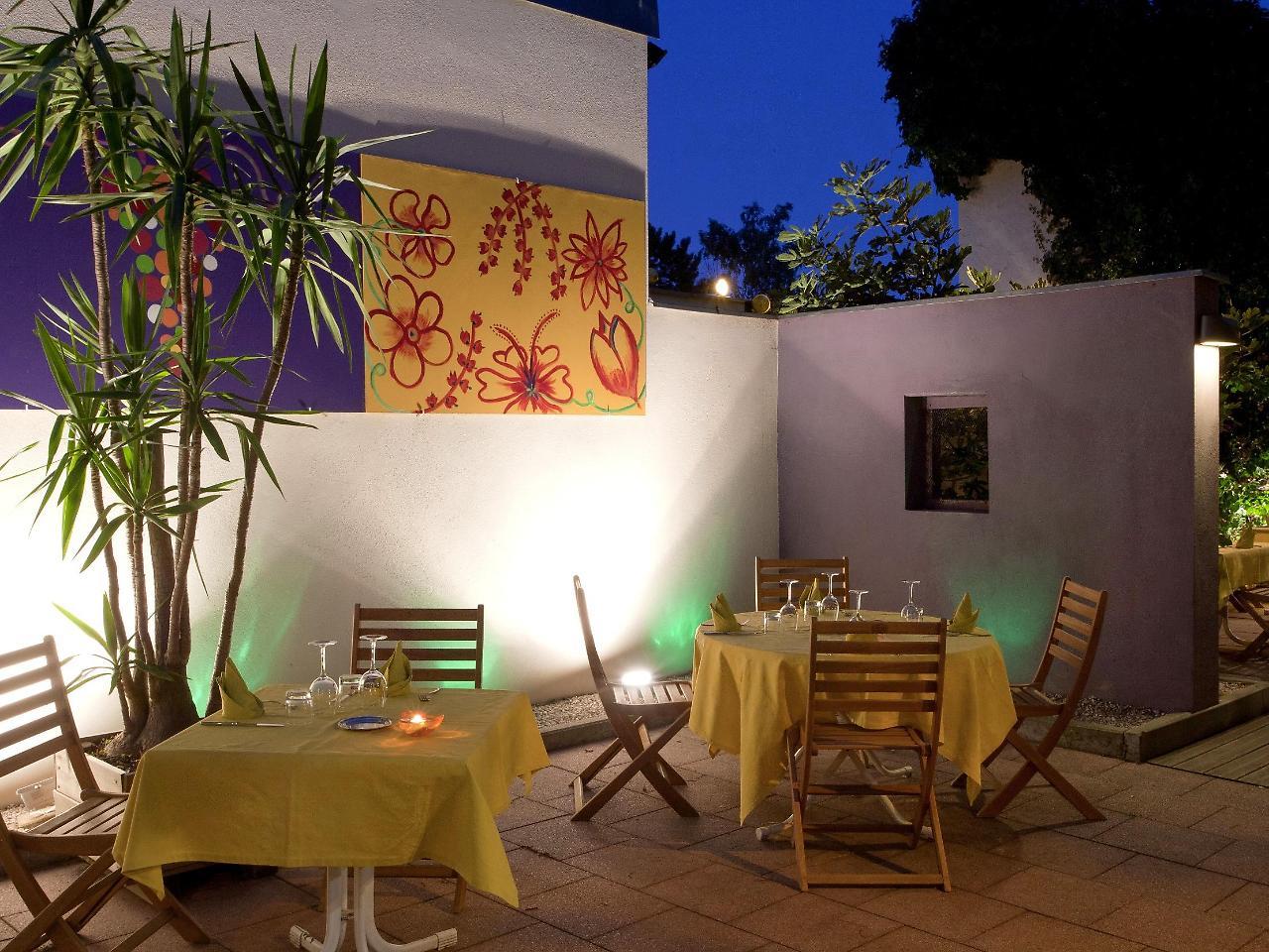Hotel Restaurant Logis La Palette Wettolsheim Kültér fotó