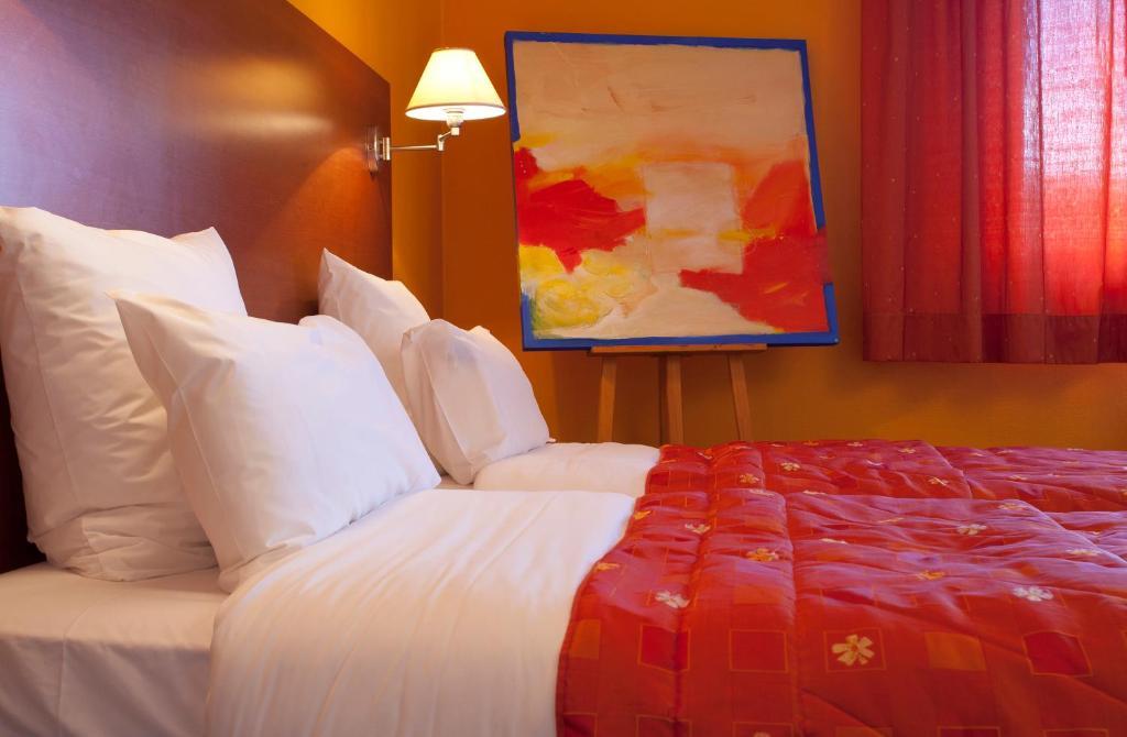 Hotel Restaurant Logis La Palette Wettolsheim Szoba fotó