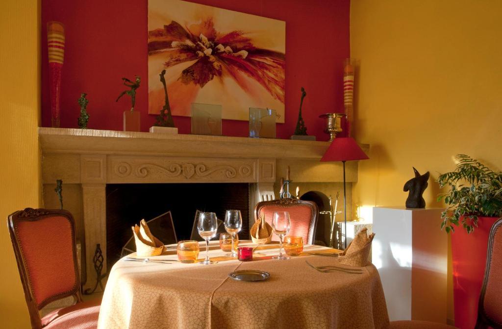 Hotel Restaurant Logis La Palette Wettolsheim Kültér fotó