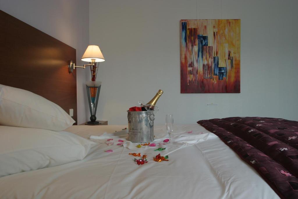 Hotel Restaurant Logis La Palette Wettolsheim Kültér fotó